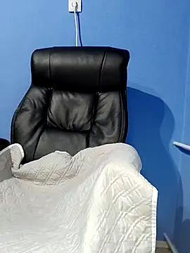 Lora85 online show from 02/03/26, 03:28