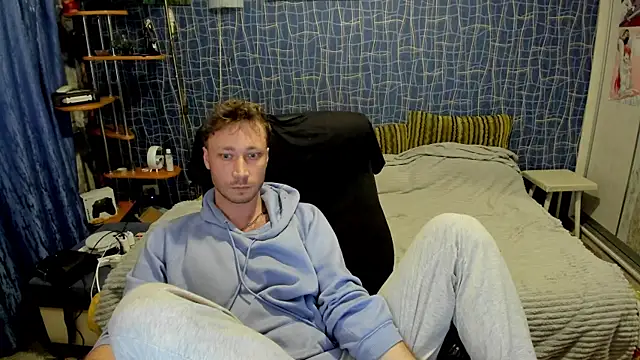 CuteBoy228 online show from 05/20/26, 09:01