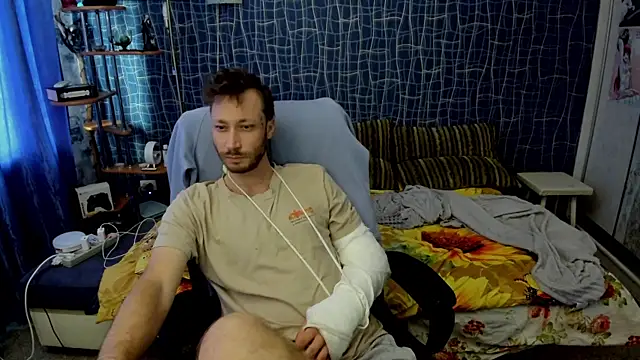 CuteBoy228 online show from 05/31/26, 09:04