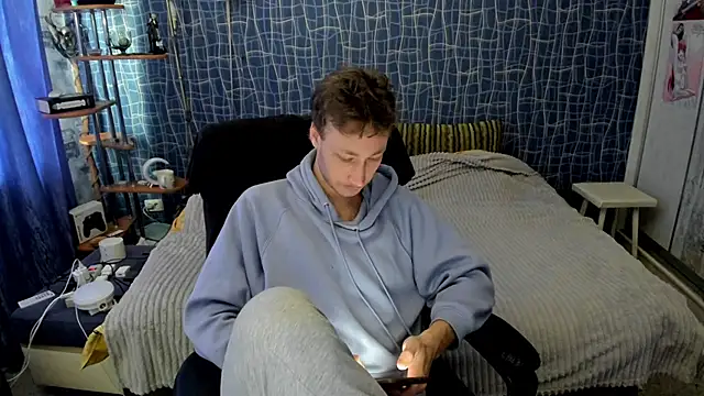 CuteBoy228 online show from 04/14/26, 11:26