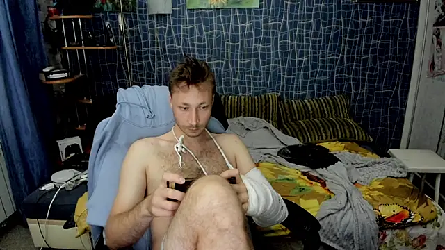 CuteBoy228 online show from 06/04/26, 09:19