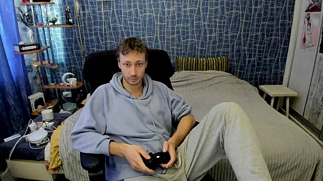 CuteBoy228 online show from 04/15/26, 11:38