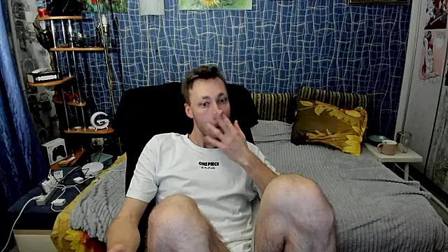 CuteBoy228 online show from 03/18/26, 06:31