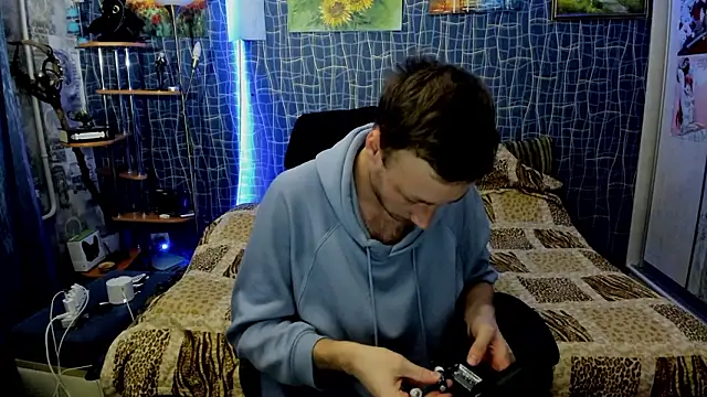 CuteBoy228 online show from 02/19/26, 04:15