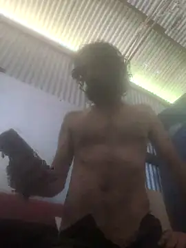 straightozgoesdwn online show from 12/18/25, 02:27