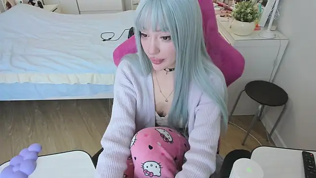 saadnesstyan online show from 10/25/25, 04:22