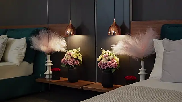 EmilyTrix online show from 10/02/25, 02:09