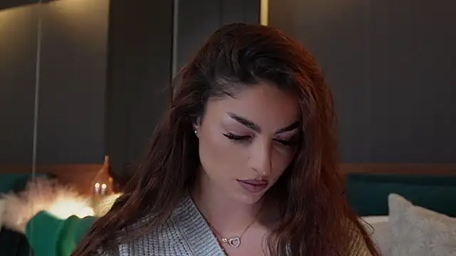 EmilyTrix online show from 11/03/25, 03:15