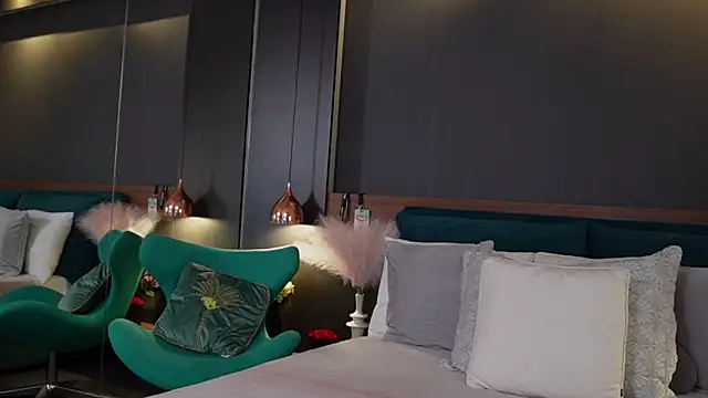 EmilyTrix online show from 03/02/26, 05:30