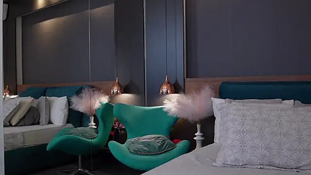 EmilyTrix online show from 09/30/25, 05:02