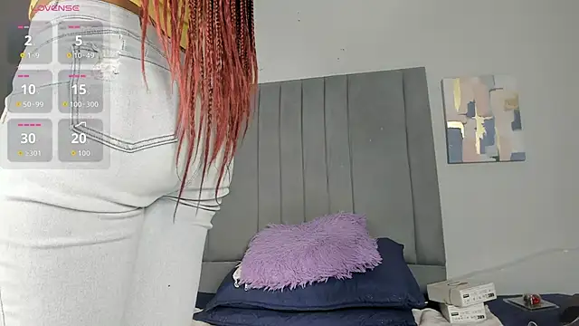 Sophia Ebony online show from 04/08/26, 12:17