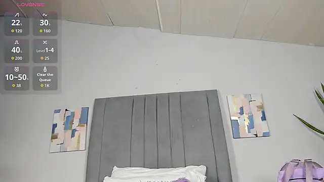 Sophia Ebony online show from 04/13/26, 12:09