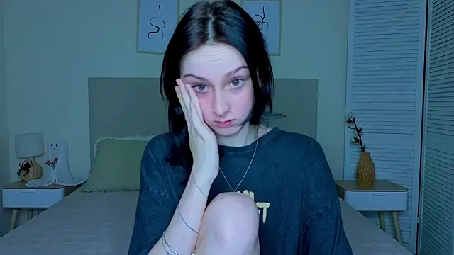 Little moly999 online show from 12/16/25, 09:08