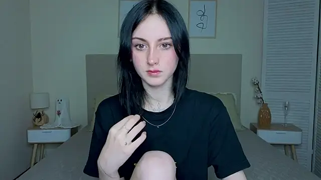 Little moly999 online show from 11/11/25, 09:20