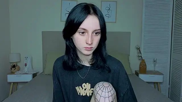 Little moly999 online show from 11/10/25, 09:09