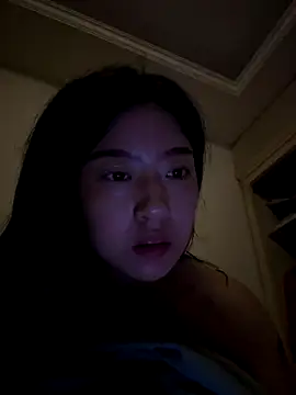 Olivia-l online show from 10/10/25, 06:31