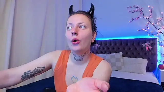 Snapshot of LilaVame chatting on 10/31/25, 08:49 LilaVame online show from 10/31/25, 08:49