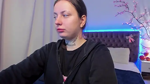 Snapshot of LilaVame chatting on 11/08/25, 08:56 LilaVame online show from 11/08/25, 08:56