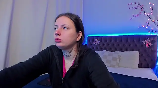 Snapshot of LilaVame chatting on 11/06/25, 08:46 LilaVame online show from 11/06/25, 08:46