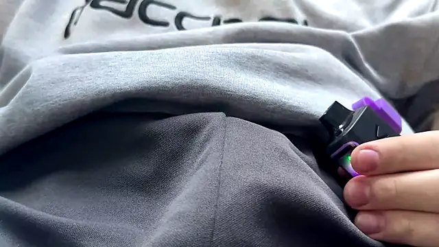 yungdboiy online show from 11/10/25, 02:11