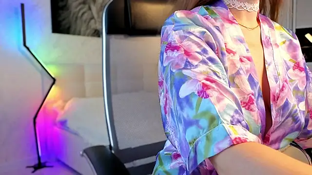 Double  seasoning online show from 02/11/26, 01:33