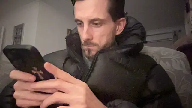 Snapshot of Big8inchUncutCock chatting on 04/10/26, 10:06 Big8inchUncutCock online show from 04/10/26, 10:06