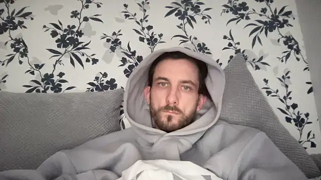 Snapshot of Big8inchUncutCock chatting on 04/07/26, 10:06 Big8inchUncutCock online show from 04/07/26, 10:06