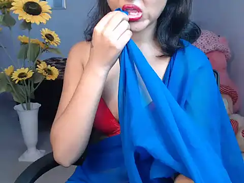 Snapshot of Heavan_queen chatting on 07/18/26, 11:08 Heavan queen online show from 07/18/26, 11:08
