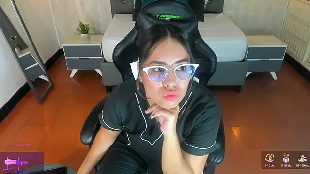 lissa jhonsoon online show from 11/15/25, 01:42