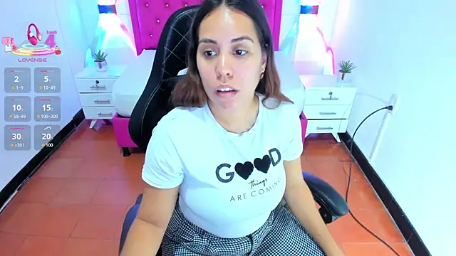 lissa jhonsoon online show from 10/19/25, 01:08