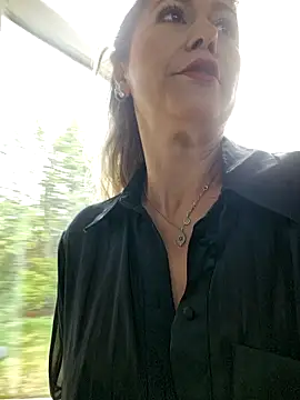 CelynaRoss online show from 05/24/26, 12:49
