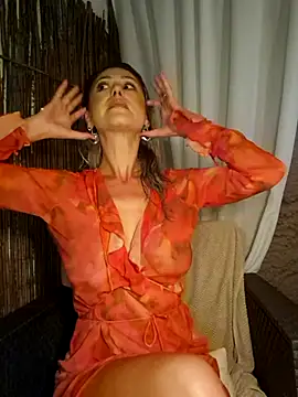 CelynaRoss online show from 10/19/25, 12:57