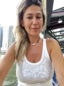 CelynaRoss online show from 02/27/26, 10:04