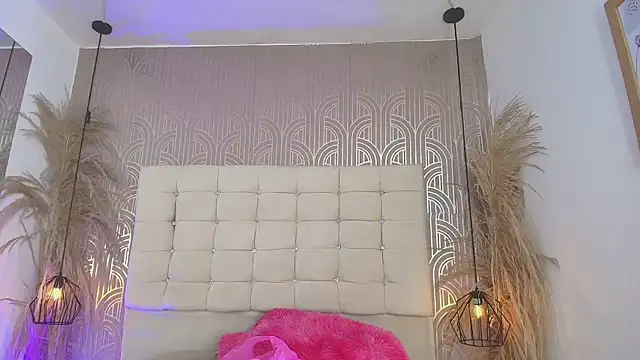 LexieBloom online show from 01/11/26, 04:08