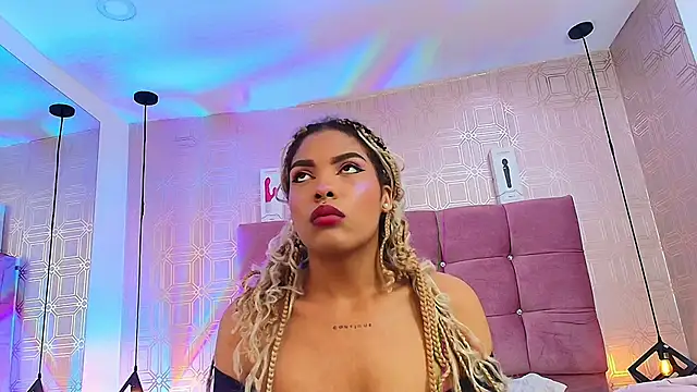 LexieBloom online show from 10/07/25, 03:51