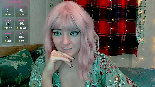 MagicPink online show from 12/17/25, 12:32