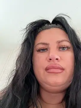 Desire-XOXOX online show from 09/28/25, 11:28