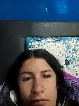 Snapshot of karinnahotdirty chatting on 10/11/25, 02:07 karinnahotdirty online show from 10/11/25, 02:07