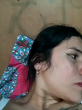 Snapshot of karinnahotdirty chatting on 10/10/25, 07:04 karinnahotdirty online show from 10/10/25, 07:04