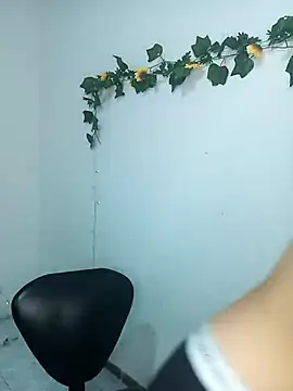 karinnahotdirty online show from 03/06/26, 01:00