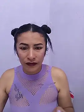 Snapshot of karinnahotdirty chatting on 06/03/26, 09:19 karinnahotdirty online show from 06/03/26, 09:19