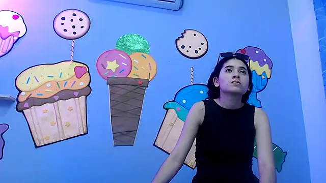 skinnykalitzo18 online show from 02/02/26, 02:05