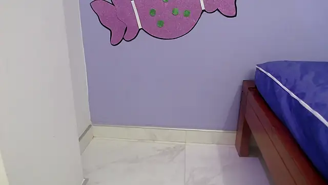 skinnykalitzo18 online show from 12/01/25, 02:18