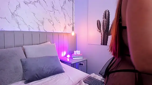 Karlla Brown online show from 10/29/25, 01:32