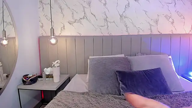 Karlla Brown online show from 01/14/26, 01:04