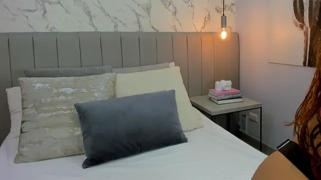 Karlla Brown online show from 09/18/25, 12:41