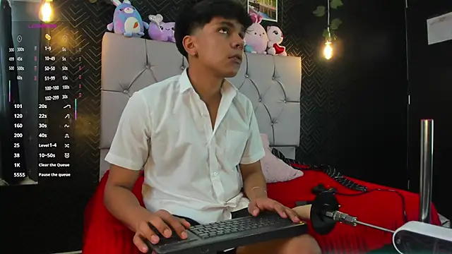 Thiago Kozak online show from 09/15/25, 01:00