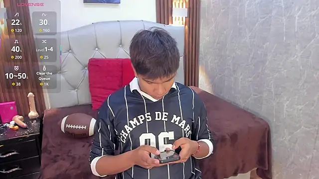 Thiago Kozak online show from 05/25/26, 07:56