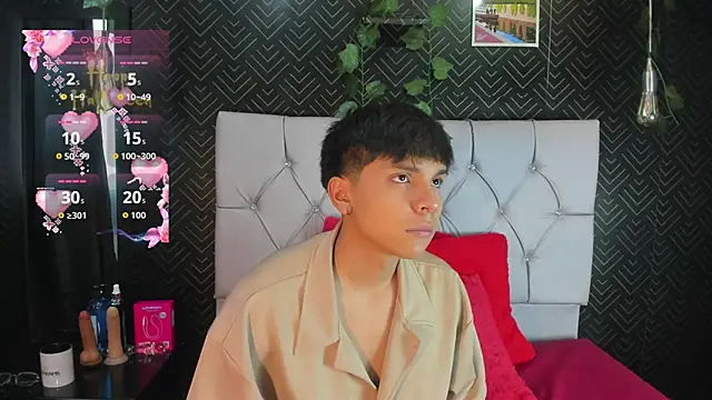 Thiago Kozak online show from 10/17/25, 12:29