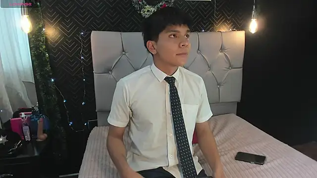 Thiago Kozak online show from 11/25/25, 12:38